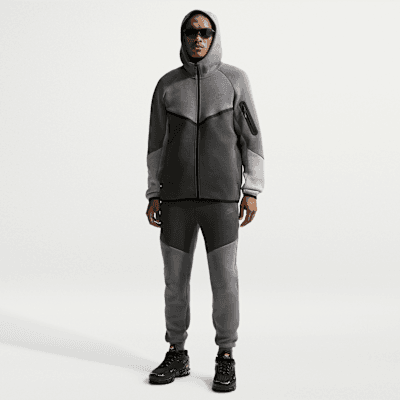 Nike Tech